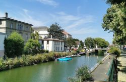 Alzaia nel centro di mulhouse in Francia - © Deborah Terrin