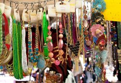 Ancona, Marche: Mercatino delle Pulci nelle Marche - © Mariya Siyanko / Shutterstock.com