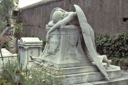 L'Angelo del dolore al Cimitero Acattolico di Roma - © Hochgeladen von Nk / Wikipedia