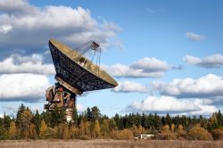 Radiotelescopio a Kalyazin: antenna di 46 metri di diametro - © Oleg V. Ivanov / shutterstock.com