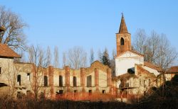 L'antica abbazia di Sant' Albino fondata nel 773 dopo Cristo da Carlomagno a Mortara