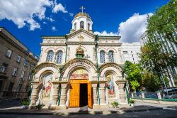 L'antica chiesa della Trasfigurazione a Chisinau, Moldavia. Una suggestiva veduta della chiesa della Trasfigurazione del Salvatore: da notare gli affreschi di pregio ai lati e sopra l'ingresso ...