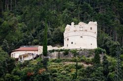 Antica fortezza a Riva del Garda, Trentino Alto Adige - © 57715711 / Shutterstock.com