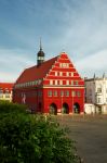 L'antica piazza del mercato con il Palazzo Municipale a Greifswald, Meclemburgo-Pomerania (Germania). Situata sulle rive del Mar Baltico, questa graziosa cittadina è attraversata ...