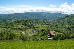 L'Appennino Ligure nella zona di Cairo Montenotte - © Frank Gaertner / Shutterstock.com