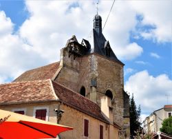 Architettura della chiesa di San Giacomo a Bergerac, Francia.
