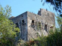 Architettura della Torre di Capobianco a Sapri, provincia di Salerno (Campania).
