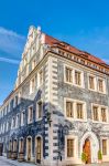 Architettura di una casa signorile nella città vecchia di Pirna, Germania.

