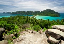 Arcipelago delle Phi Phi Islands, in Thailandia ...