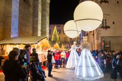 Arco, Trentino: i mercatini di Natele nel centro cittadino - Fabio Staropoli Foto Fiore