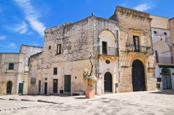 Passeggiando nel centro storico del borgo di Specchia in Salento