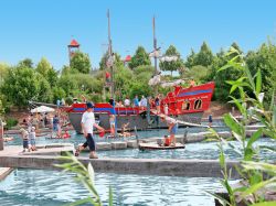 Giochi acquatici a tema pirati presso il parco di divertimento della Playmobil a Zirndorf - © Playmobil Funpark