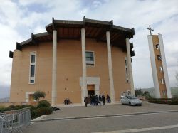 L'aula liturgica di Padre Pio Santo a Piana Romana, Pietrelcina (Campania) - © Lucamato / Shutterstock.com