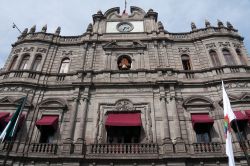 L'austero Palazzo Municipale di Puebla, Messico.



