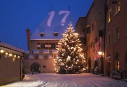 Avvento a Hall in Tirol in Austria, famosa per i suoi mercatini di Natale
