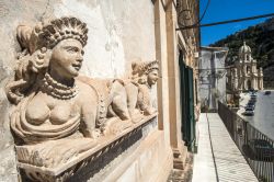 Uno scorco del centro storico barocco di Scicli, ...