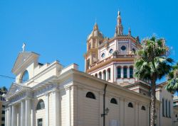 Esterni della Basilica di San Gervasio e Protasio - la splendida basilica rapallese dedicata ai martiri Gervasio e Protasio, situata in corso Italia, è uno degli edifici religiosi più ...