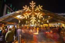 Bo Noel il mercatino di Natle in centro a Losanna in Svizzera - © Lausanne Tourisme