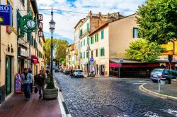 Una fotografia del borgo di Grottaferrata sui Colli albani - © nomadFra / Shutterstock.com 