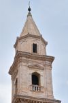 Il campanile della chiesa di San Francesco, nel centro della cittadina di Andria (BT), la quarta della Puglia per il numero di abitanti.