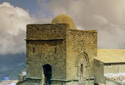 Campanile della Chiesa Madre di San Mauro Castelverde - © Pecold / Shutterstock.com