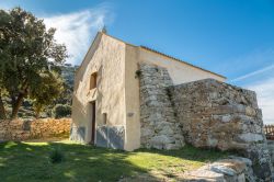 La cappella di Notre Dame de la Stella nei pressi di Lumio, regione della Balagna, Corsica.



