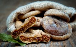 Carmignano, Toscana: la Sagra del Fico secco