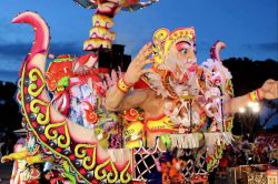 Il carnevale di Malta a La Valletta. Appuntamento imperdibile per il folclore e la tradizione, il carnevale si festeggia con carri allegorici e colori. E' una delle feste più antiche ...