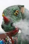 Carro allegorico al carnevale di Cerknica, Slovenia - Uno dei carri allegorici allestiti in occasione della festa di carnevale di Cerknica che ogni anno attira frotte di turisti © padu_foto ...