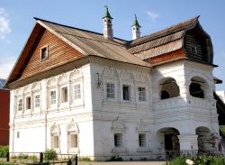 L'affascinante architettura di una casa antica a Nizhny Novgorod, nella Russia europea. La città sorge sulle sponde del fiume Volga - foto © LeniKovaleva / Shutterstock.com