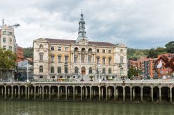 La Casa Consistorial di Bilbao (Spagna), con ...