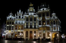 Casa dei Birrai, Grand-Place, Bruxelles: in francese è conosciuta come Maison des Brasseurs, ed è la storica sede della Corporazione dei Birrai belgi.