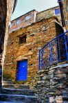 Casa tradizionale nel villaggio di Piodao, Portogallo - Una scalinata in salita nel vecchio borgo di Piodao: sulle strette viuzze si affacciano le tipiche abitazioni costruite in scisto © ...