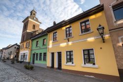 Case nel borgo storico di Linn, Krefeld, Germania. Un tempo insediamento fortificato a difesa dei castelli della regione del Kurkoln, questa graziosa borgata di Krefeld è una delle più ...