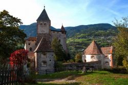 Particolare di Castel Forte a Ponte Gardena, Trentino Alto Adige. Qui si parla ancora la lingua ladina © Albert Gruber