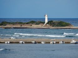 Castellabate, Campania: la costa di Punta Licosa e l'omonima isolotta del Tirreno