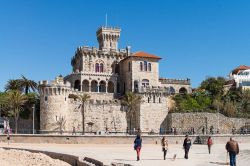Castello di Cascais, spiaggia di Tamariz (Portogallo).
