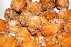 Castello di Montefioralle, Greve in Chianti: la Sagra delle Frittelle in Toscana