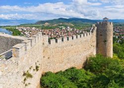 Castello e mura di Ohrid in Macedonia - © CCat82/ Shutterstock.com