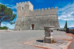 Il castello Monforte a Campobasso in Molise - © Enzart / Shutterstock.com