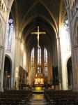 La Cattedrale di Liegi prendeva il nome di Notre-Dame-et-Saint-Lambert ma fu distrutta dalla Rivoluizione Francese, ora la cattedrale cittadina è dedicata a San Paolo