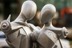 Centro di Osaka, Giappone: particolare di un'opera scultorea ospitata in Midosuji Avenue - © Mirko Kuzmanovic / Shutterstock.com