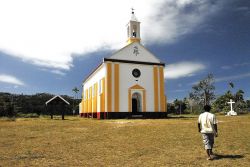 Chiesa a Penelo nell'isola di Mar, Nuova Caledonia (Oceania).
