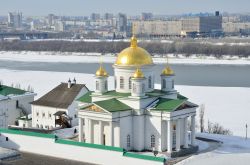 Una suggestiva immagine invernale della Chiesa dell'Annunciazione (Blagoveshchensky Sobor) a Nizhny Novgorod, Russia - foto © Ovchinnikova Irina / Shutterstock.com