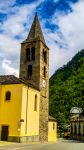 Chiesa di San Lorenzo a Pré-Saint-Didier, Valle d'Aosta. Ricostruita nel XV° secolo e ampliata nel 1891, è una chiesa a croce latina con una sola navata. Il campanile è ...