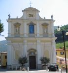 La Chiesa di Sant’Alessandro nel centro di Viadanica in Lombardia - © Giorces - Pubblico dominio - Wikipedia