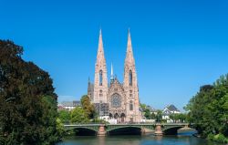 Chiesa gotica di San Paolo a Strasburgo, Francia - Edificato in stile neogotico renano, questo imponente edificio religioso di Strasburgo si ispira a quello di Sant'Elisabetta a Marburg, ...