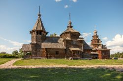 Chiesa in legno a Suzdal, Russia - Incredibilmente bella e tranquilla, Suzdal, nota anche come la Mecca Russa, ha graziose case e chiese in legno. Ancora oggi, in questa cittadina si trova una ...