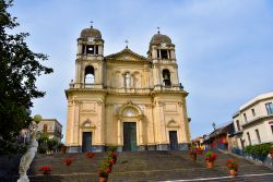 La chiesa di Maria Santissima della Provvidenza, la Chiesa Madre di Zafferana Etnea in Sicilia