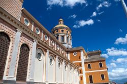 La Chiesa Nostra Signora di Tindari in Sicilia - Una storia piuttosto insolita spiega la vita di questo complesso ecclesiastico, poiché ad oggi sono poche le notizie certe che lo ...